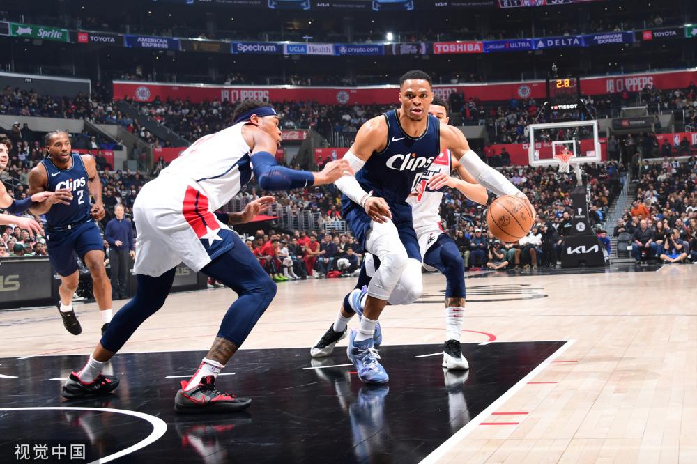 拥有高水平 拥有高水平